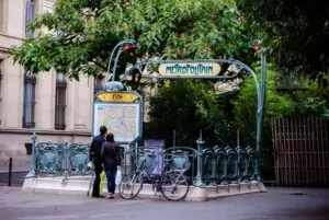 Two people reading the metro map in Paris