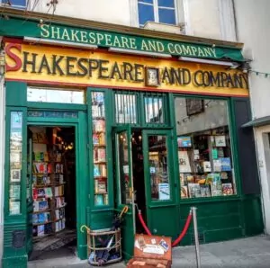 shakespeare and company bookstore