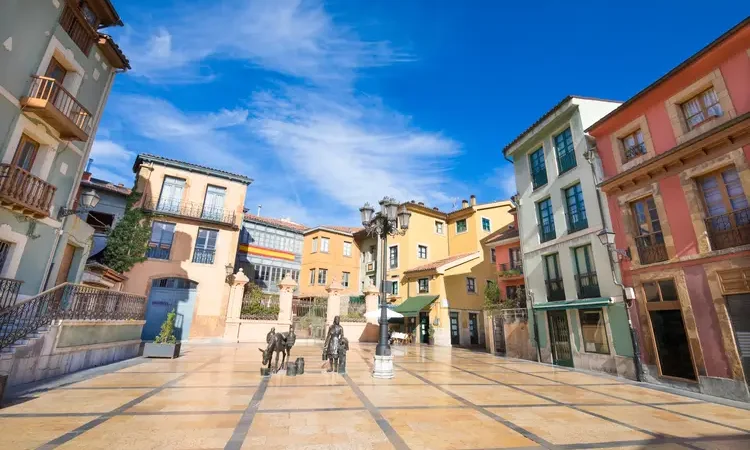 Trascorrales Square, beautiful and famous place in old town of Oviedo city, Asturias, Spain, Europe